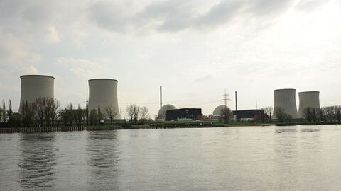 Kernkraftwerk Biblis Blick auf das Kernkraftwerk Biblis