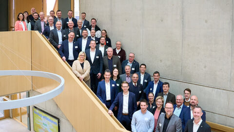 Die Teilnehmerinnen und Teilnehmer des dritten Bürgermeister-Dialogs in Korbach.