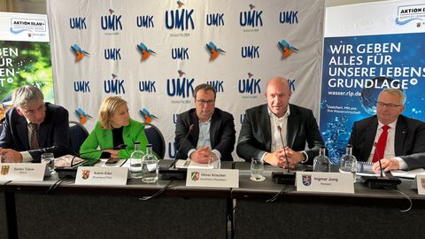 Pressekonferenz zur UMK mit Hessens Umweltminister Ingmar Jung (2.v.r.).
