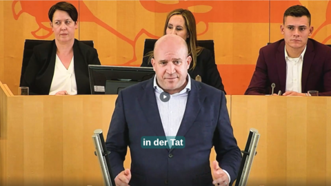 Landwirtschaftsminister Ingmar Jung spricht im Landtag zum Thema Kormoran.