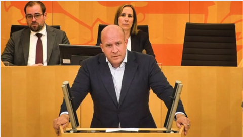 Ingmar Jung spricht im Hessischen Landtag über Klimaschutz 