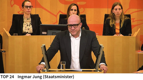 Ingmar Jung spricht vor dem Hessischen Landtag über die Geflügelpest
