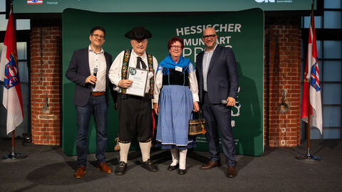 Die Mundartfreunde Südhessen konnten sich ebenfalls über einen Hauptpreis freuen.