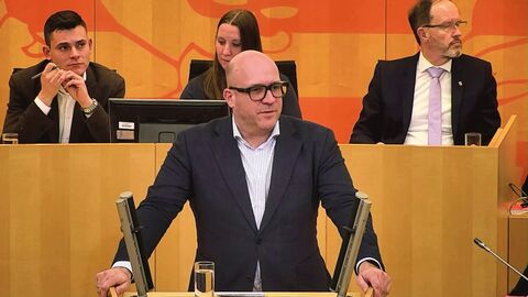 Landwirtschaftsminister Ingmar Jung im Hessischen Landtag